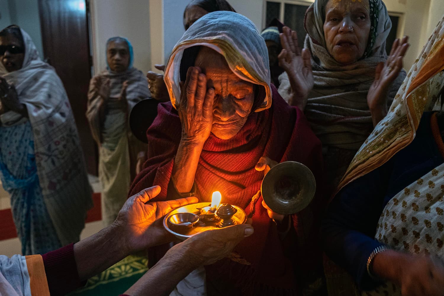 The Outcast Widows photo 8